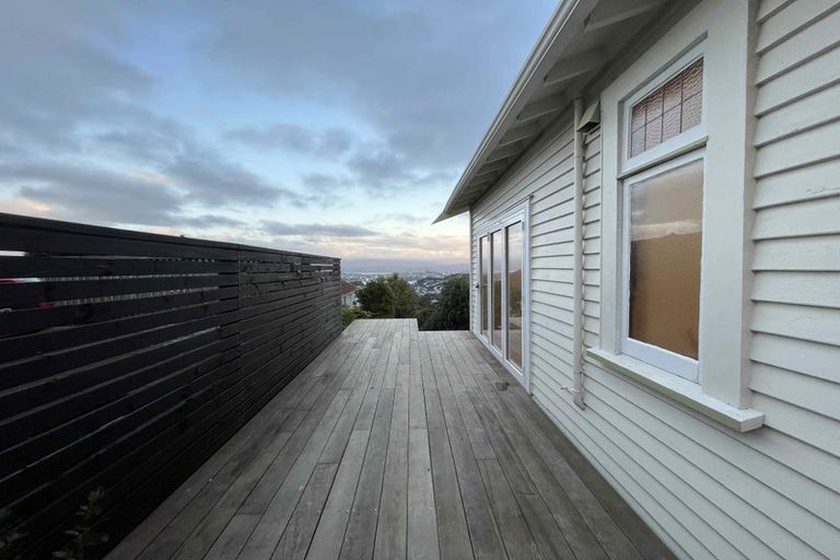 Photo of property in 43 Mills Road, Brooklyn, Wellington, 6021