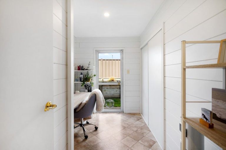 Photo of property in 83 Brookvale Road, Havelock North, 4130