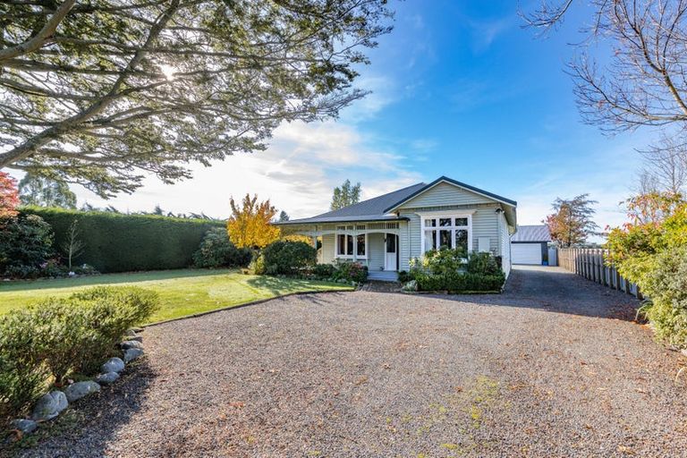 Photo of property in 150 High Street, Oxford, 7430