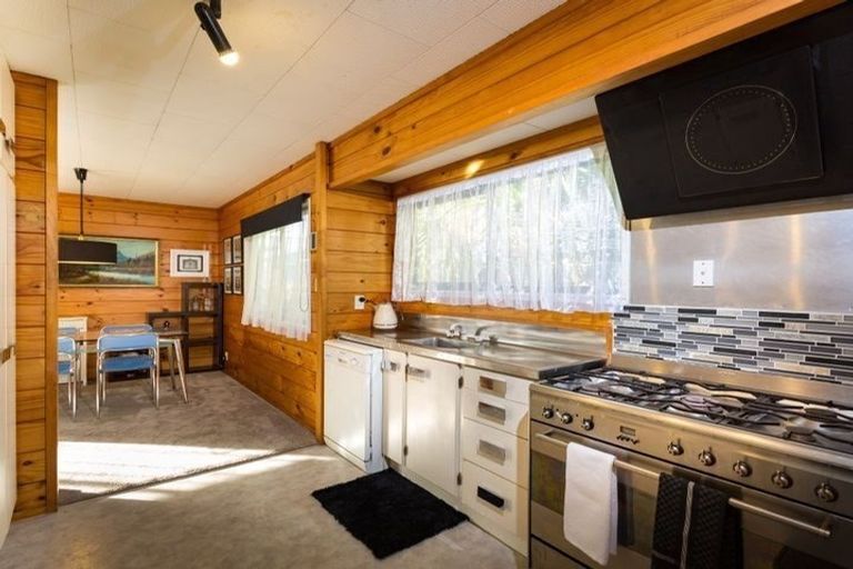 Photo of property in 1/25 Cron Avenue, Te Atatu South, Auckland, 0610