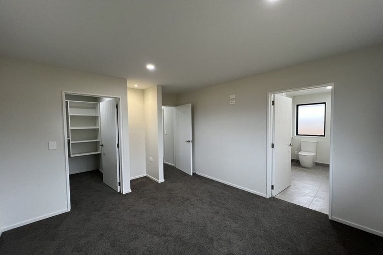 Photo of property in 35 Cousins Street, Woodend, 7691