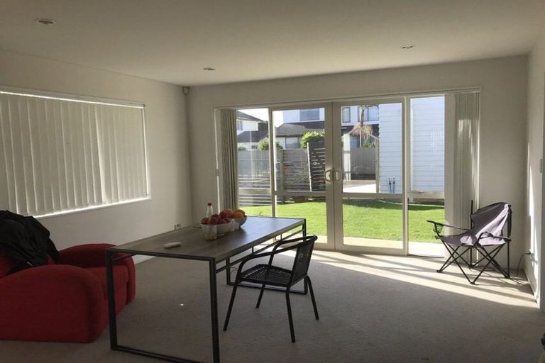 Photo of property in 205 Porchester Road, Takanini, 2112