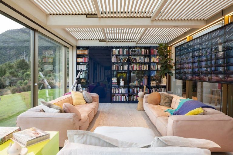 Photo of property in 4 Fishermans Lane, Mount Creighton, Queenstown, 9371