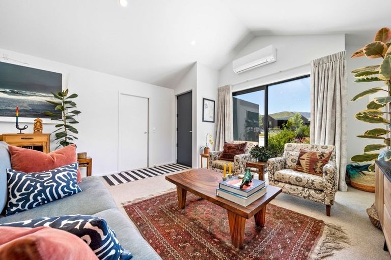 Photo of property in 5 Lauder Street, Lake Hayes, Queenstown, 9304