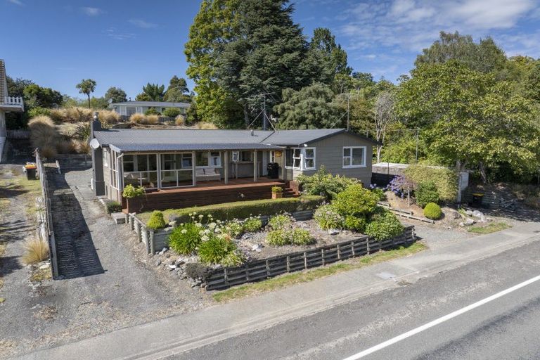 Photo of property in 6 Cathedral Drive, Manapouri, 9679