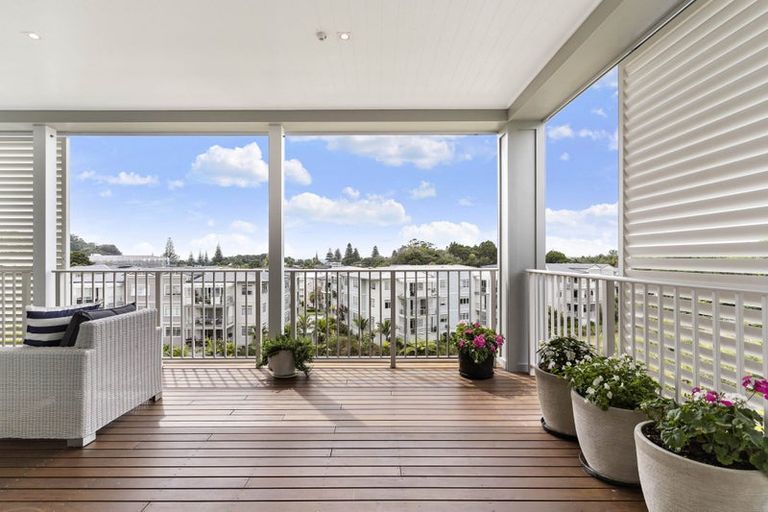 Photo of property in 259 Hibiscus Drive, Orewa, 0931