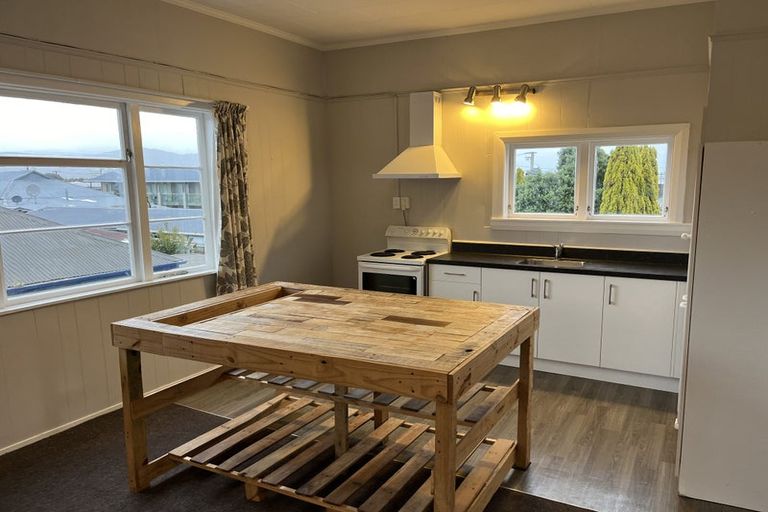 Photo of property in 9 Hector Street, Petone, Lower Hutt, 5012