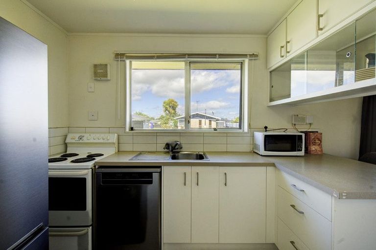 Photo of property in 8 Leslie Place, Deanwell, Hamilton, 3206