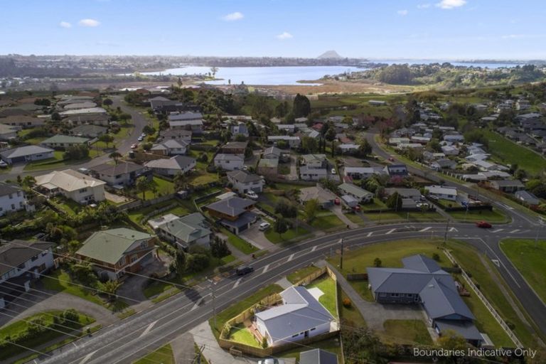 Photo of property in 22 Poike Road, Hairini, Tauranga, 3112