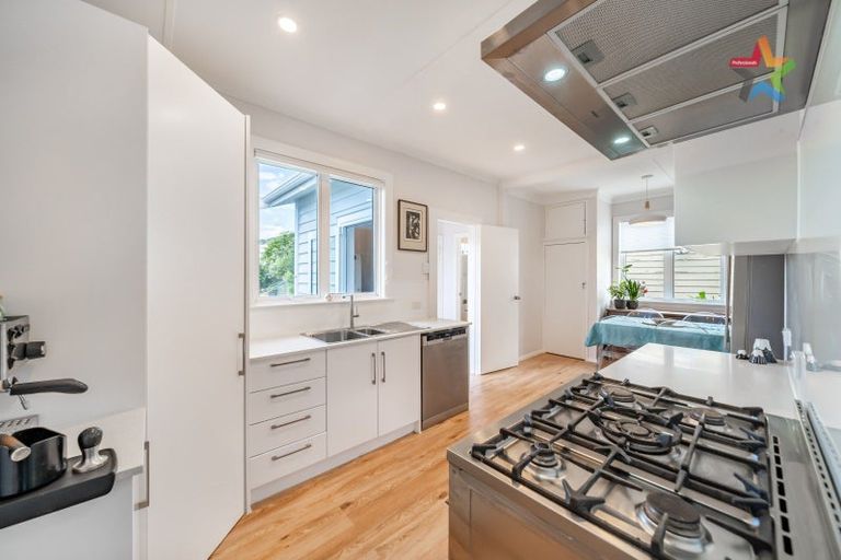 Photo of property in 51 York Street, Moera, Lower Hutt, 5010
