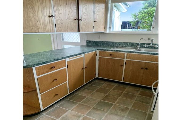 Photo of property in 2 Merton Place, Levin, 5510