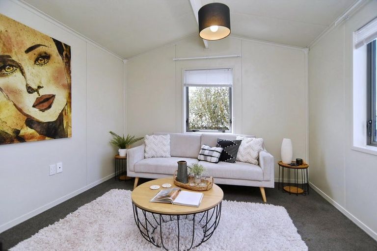 Photo of property in 3 Kingsbridge Drive, Burwood, Christchurch, 8083