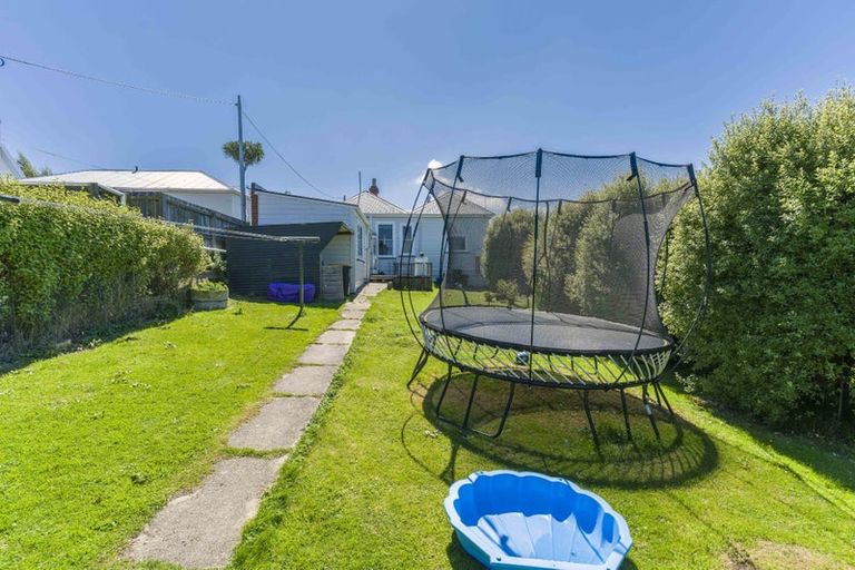 Photo of property in 10 Argyle Street, Mornington, Dunedin, 9011