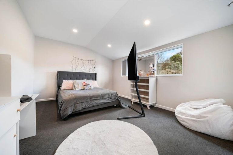 Photo of property in 4 Kearney Place, Massey, Auckland, 0614