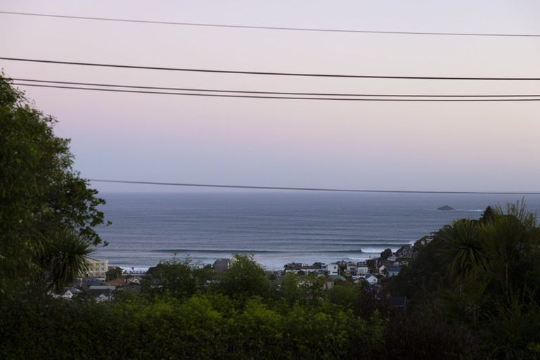 Photo of property in 24 Seaview Terrace, Kew, Dunedin, 9012