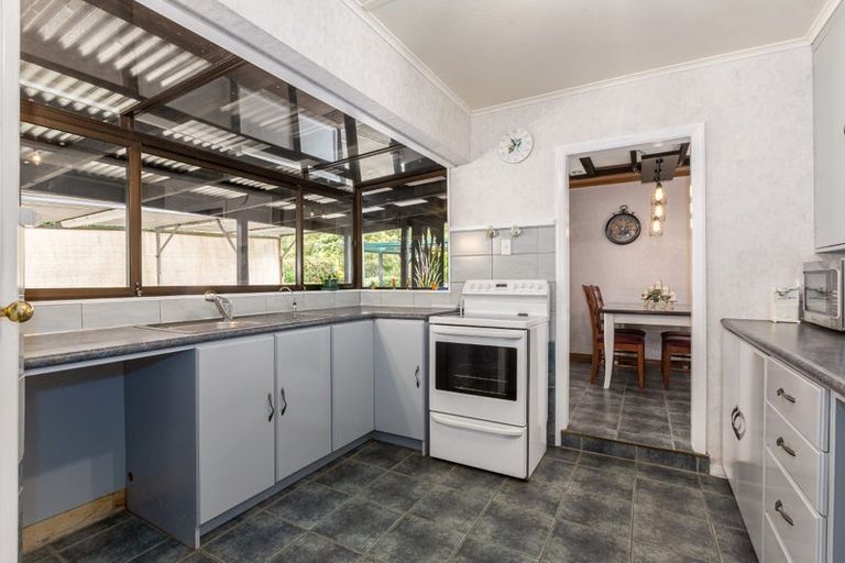 Photo of property in 46 Peel Place, Wainuiomata, Lower Hutt, 5014