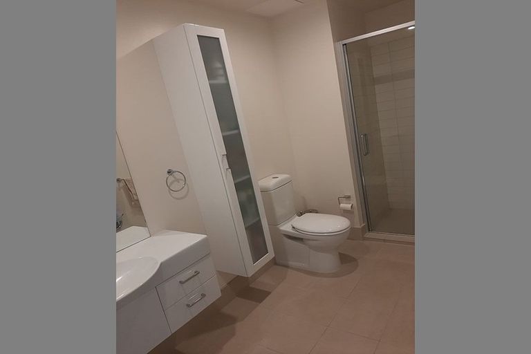 Photo of property in The Docks Apartments, 524/8 Dockside Lane, Auckland Central, Auckland, 1010