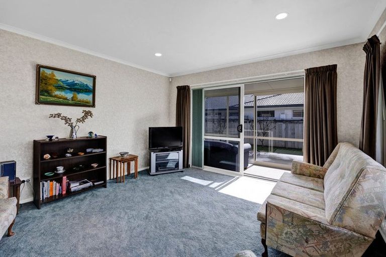 Photo of property in 148 Carrington Street, Lower Vogeltown, New Plymouth, 4310