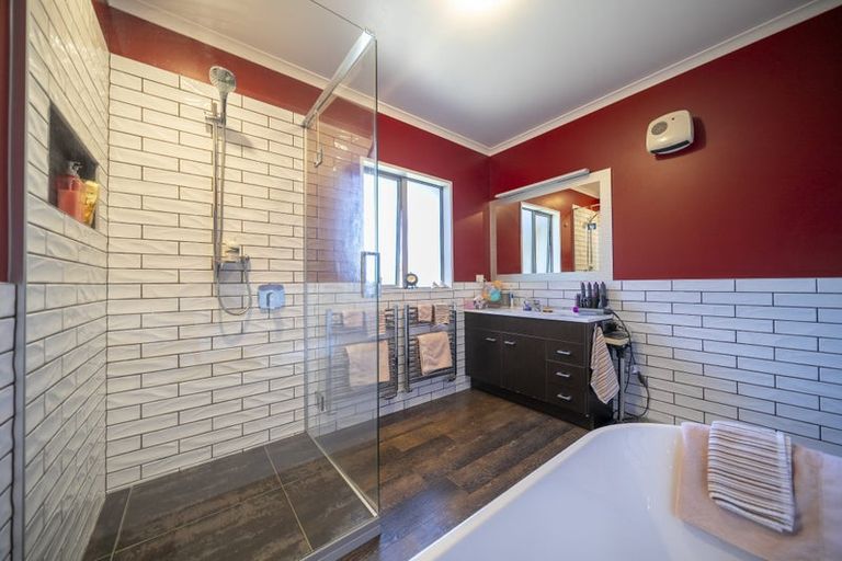 Photo of property in 40 Pukutahi Drive, Te Anau, 9600