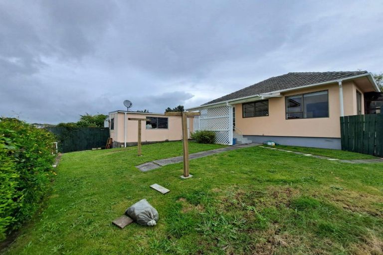 Photo of property in 157a Seaview Road, Westown, New Plymouth, 4310
