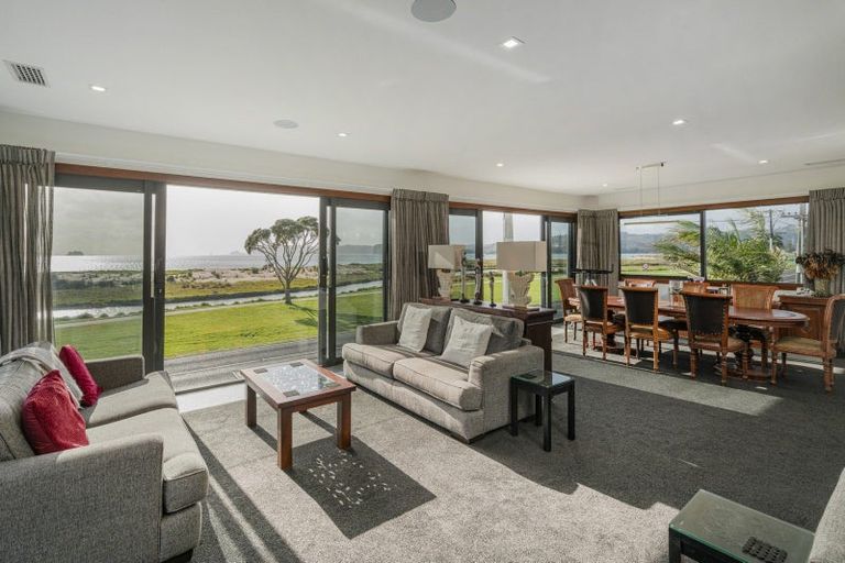 Photo of property in 77 Buffalo Beach Sh25 Road, Whitianga, 3510