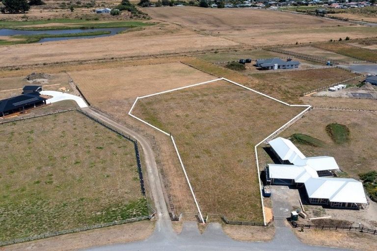 Photo of property in 16 Mowhia Grove, Waitarere, Levin, 5510