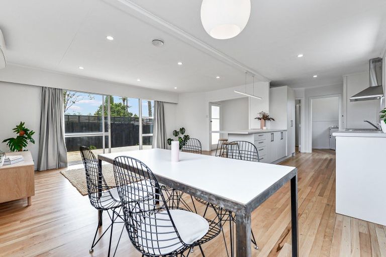 Photo of property in 136b Great South Road, Drury, 2113