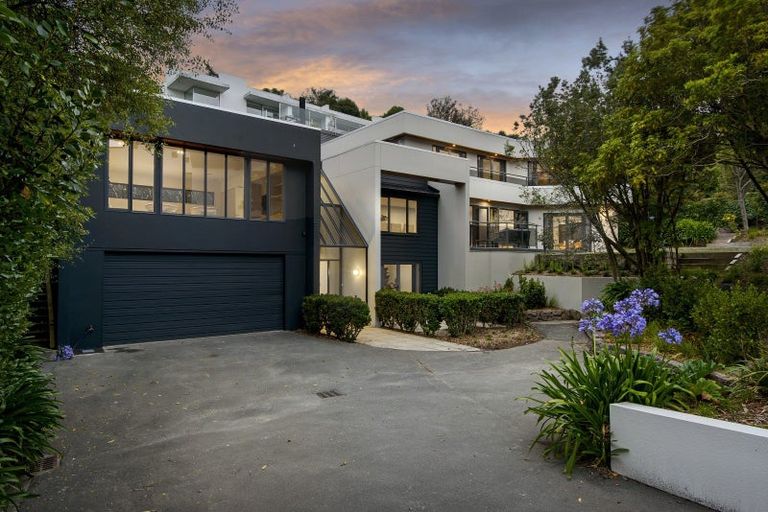 Photo of property in 26 Whareora Terrace, Cashmere, Christchurch, 8022