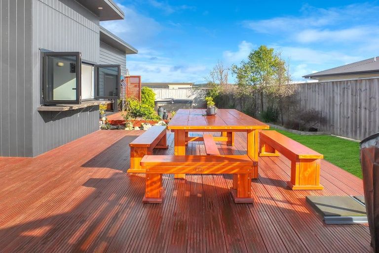 Photo of property in 20 Forbes Road, Foxton Beach, Foxton, 4815