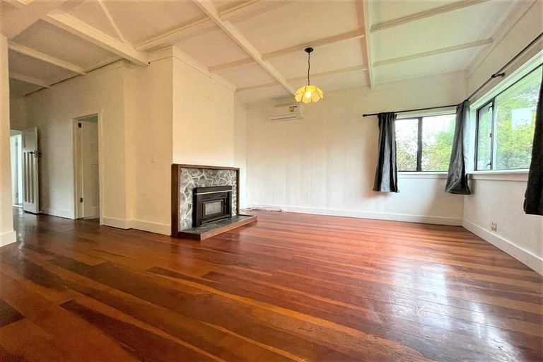 Photo of property in 77 Hill Road, Hillpark, Auckland, 2102