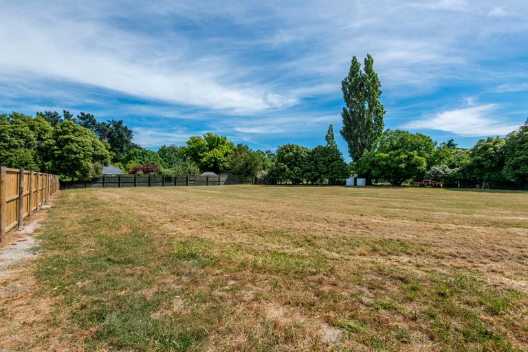 Photo of property in 14 Saint John Street, Southbridge, 7602