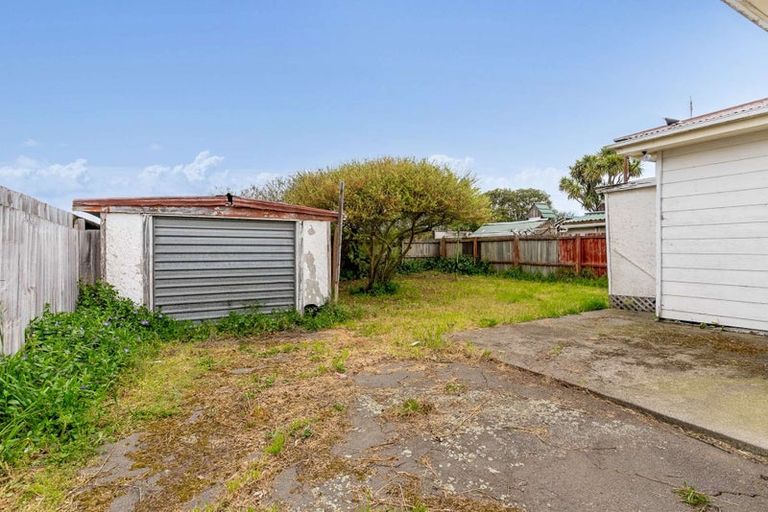 Photo of property in 79 Tedder Avenue, North New Brighton, Christchurch, 8083