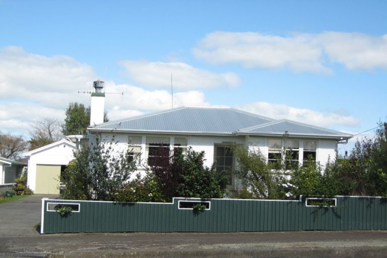 Photo of property in 11 Harris Street, Marton, 4710