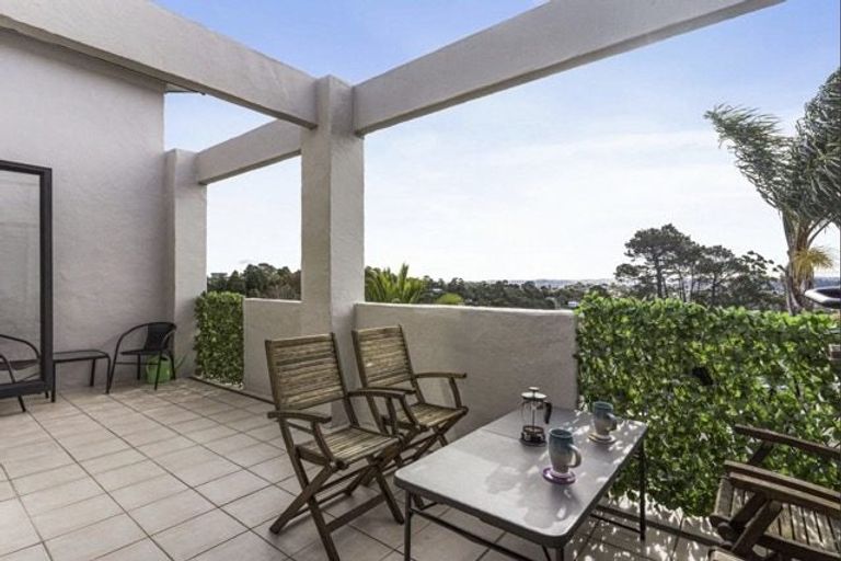 Photo of property in 12/8 Monte Cassino Place, Birkdale, Auckland, 0626