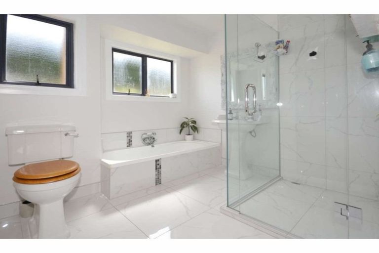 Photo of property in 1 Yacht Drive, Kerikeri, 0294