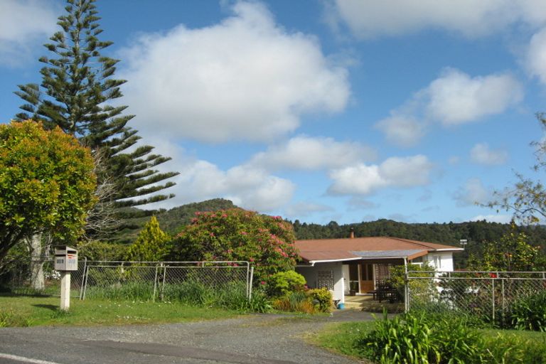 Photo of property in 273 Forest Hill Road, Waiatarua, Auckland, 0612