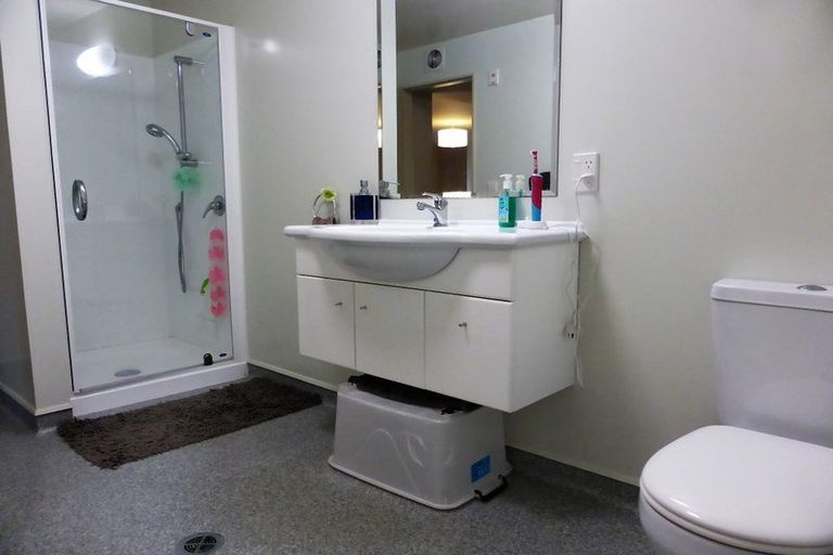 Photo of property in 2/42 Constable Street, Newtown, Wellington, 6021