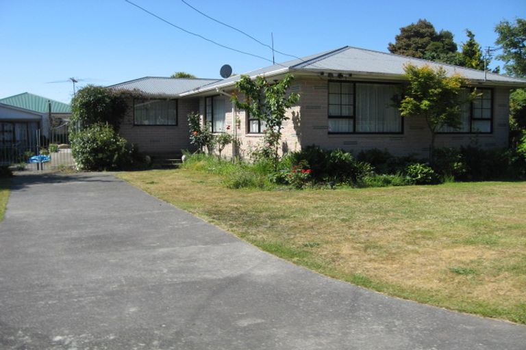 Photo of property in 238 Lake Terrace Road, Shirley, Christchurch, 8061