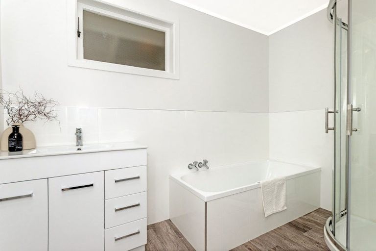 Photo of property in 2 Marian Drive, Inner Kaiti, Gisborne, 4010