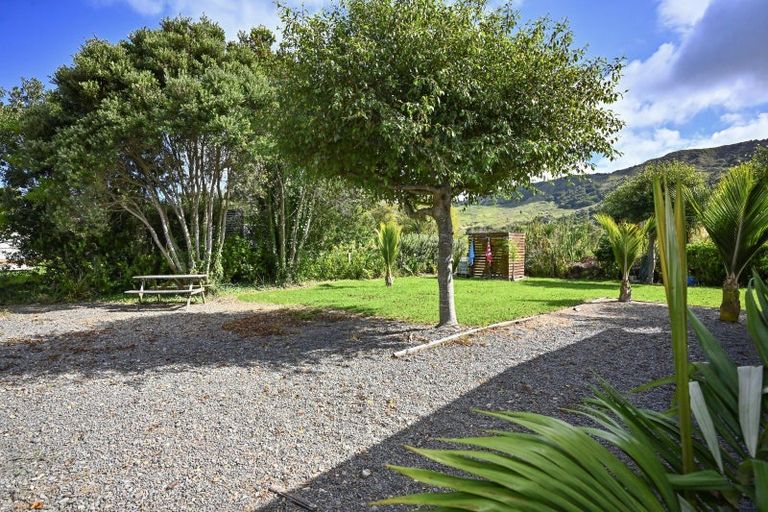 Photo of property in 8 Katrin Place, Mahia, 4198