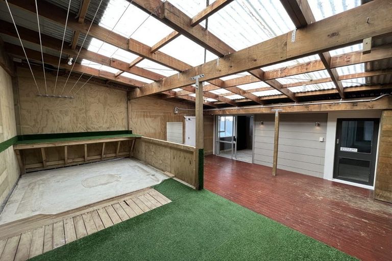 Photo of property in 13 Sombrero View, Ascot Park, Porirua, 5024