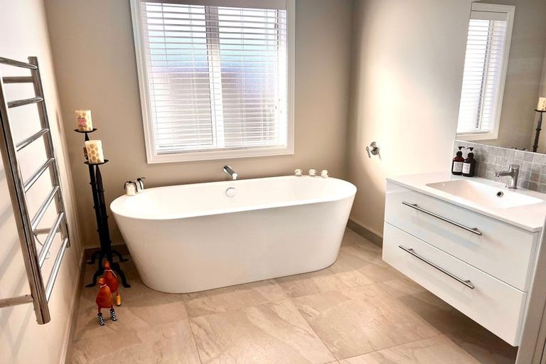 Photo of property in 24 Macphail Avenue, Rangiora, 7400