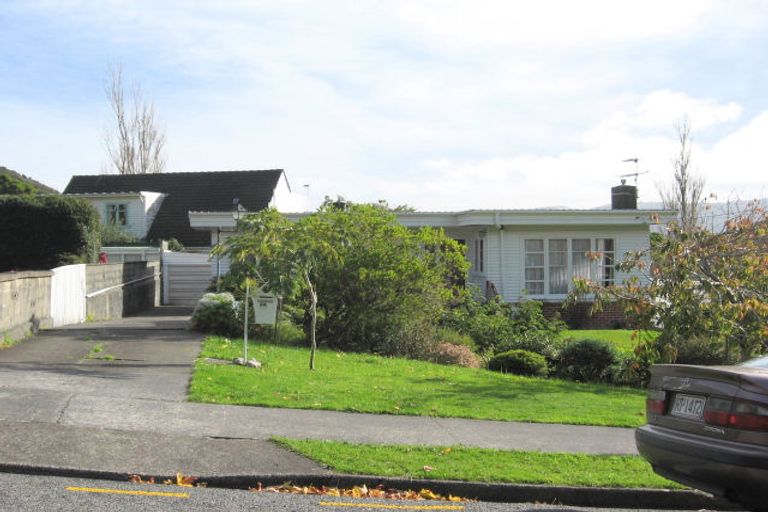 Photo of property in 218 Rata Street, Naenae, Lower Hutt, 5011