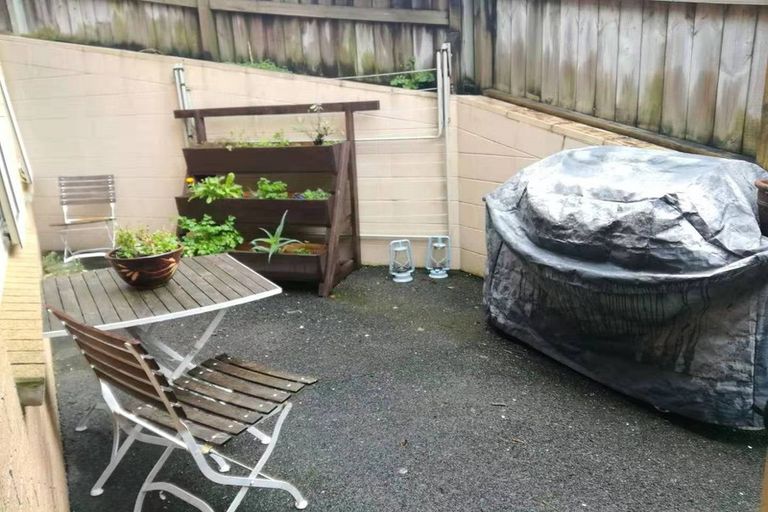 Photo of property in 4 Glenreagh Place, Torbay, Auckland, 0630