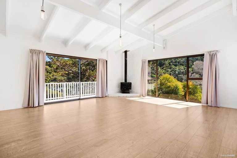 Photo of property in 230 Manuka Road, Bayview, Auckland, 0629