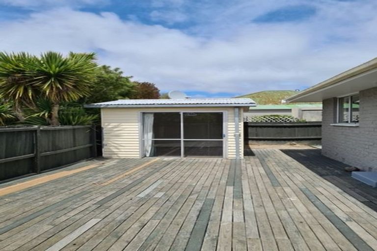 Photo of property in 1/565a Ferry Road, Woolston, Christchurch, 8023