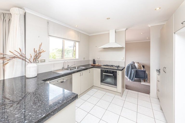 Photo of property in 64 Parkdale Drive, Aramoho, Whanganui, 4500