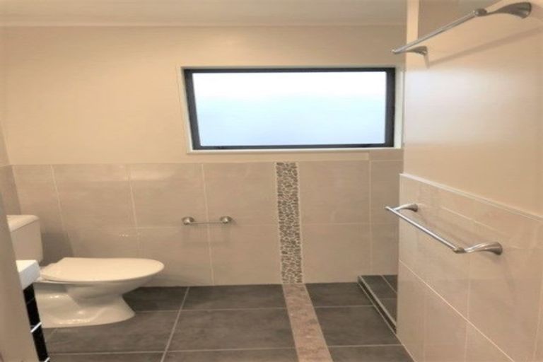 Photo of property in 15 Waiora Place, Pyes Pa, Tauranga, 3112