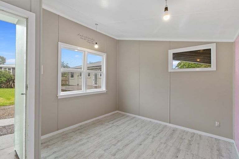 Photo of property in 9 Pollen Crescent, Melville, Hamilton, 3206