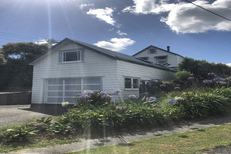 Photo of property in 959 Beach Road, Torbay, Auckland, 0630